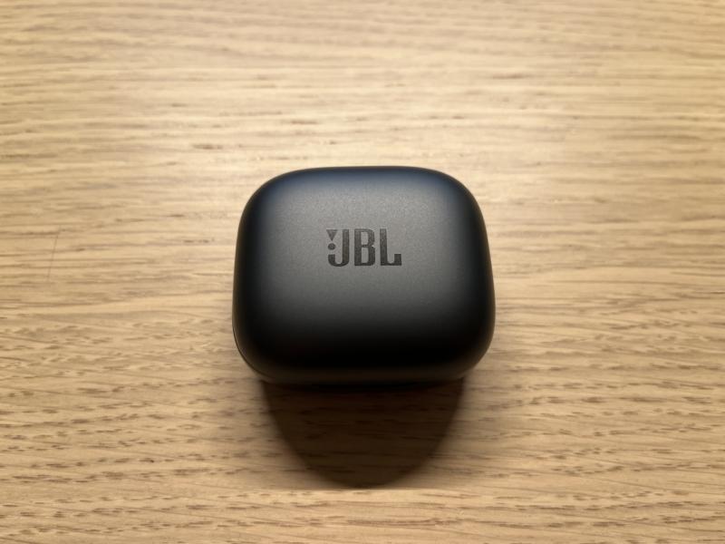 JBL Live Free 2 TWS ケース