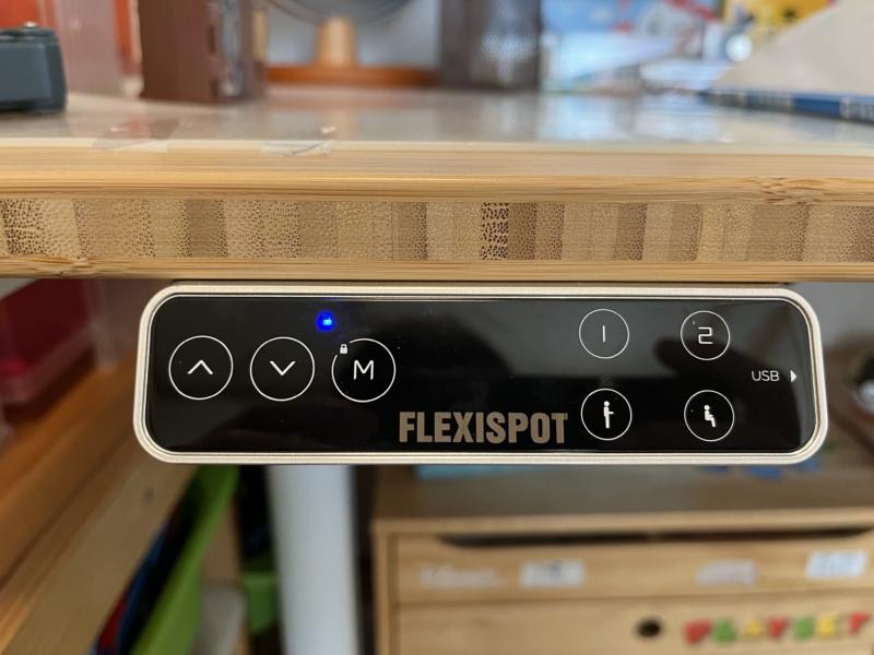 FlexiSpot　スタンディングデスク　E8 学習机　リモコン　ロック